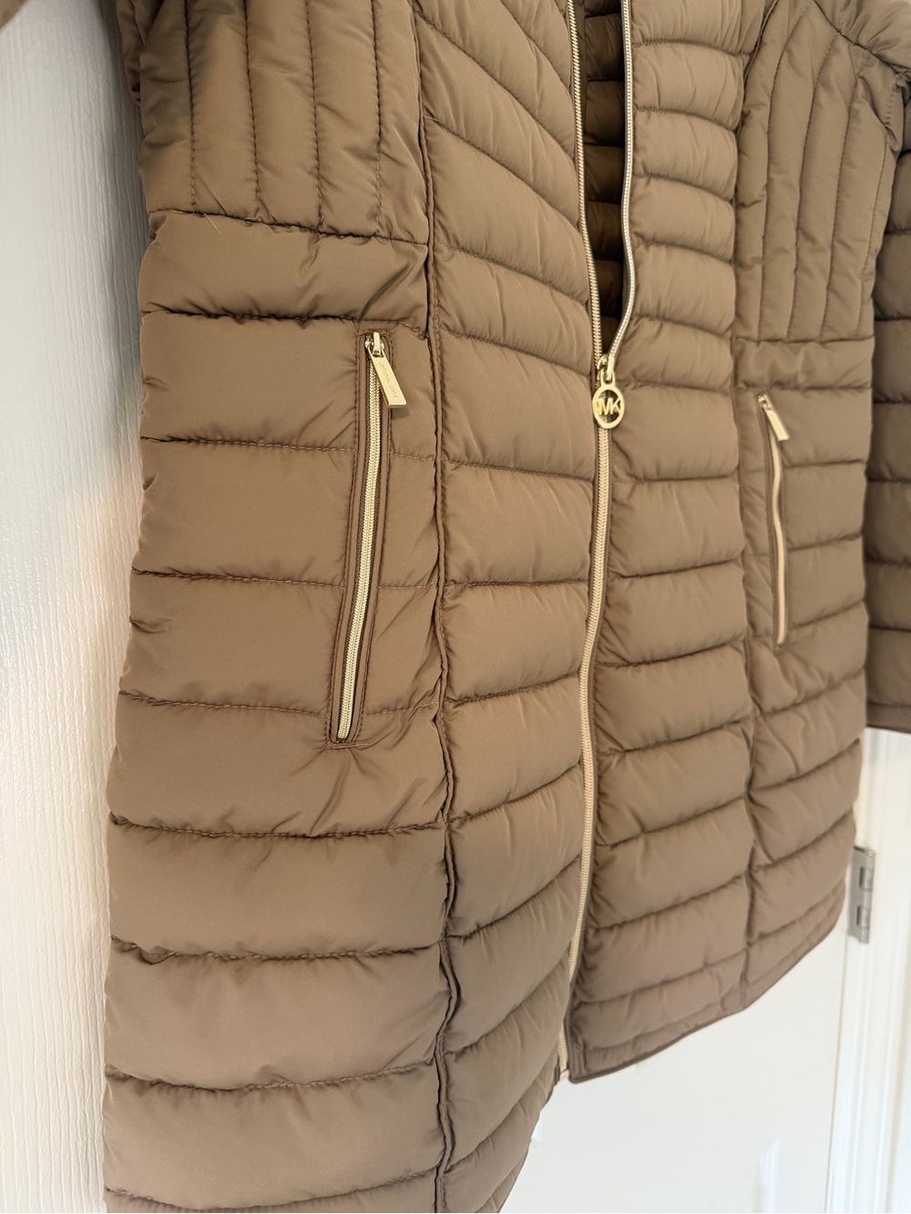 MICHAEL Michael Kors Puffer Jacket - Picture 5 of 5
